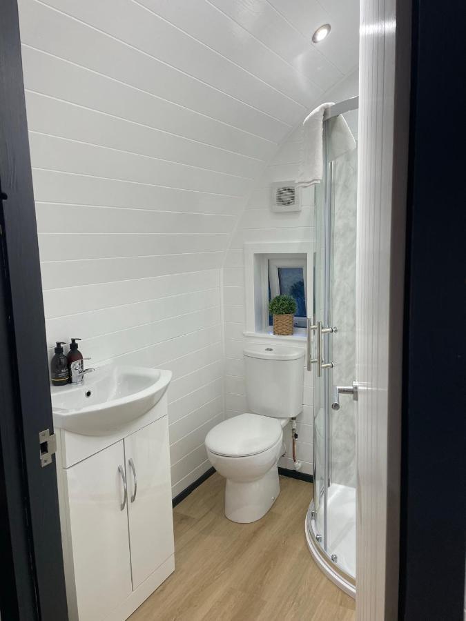 Apex Studio Pod&Jacuzzi Bath Fort William Esterno foto